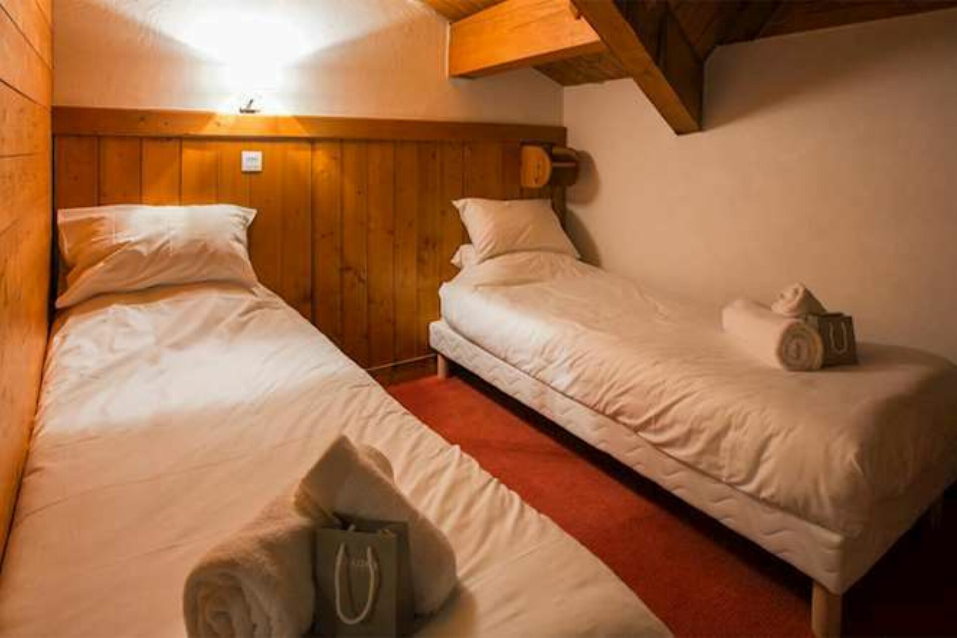 Chalet Loup Blanc Val Thorens Val Thorens Luxury Self Catered Ski